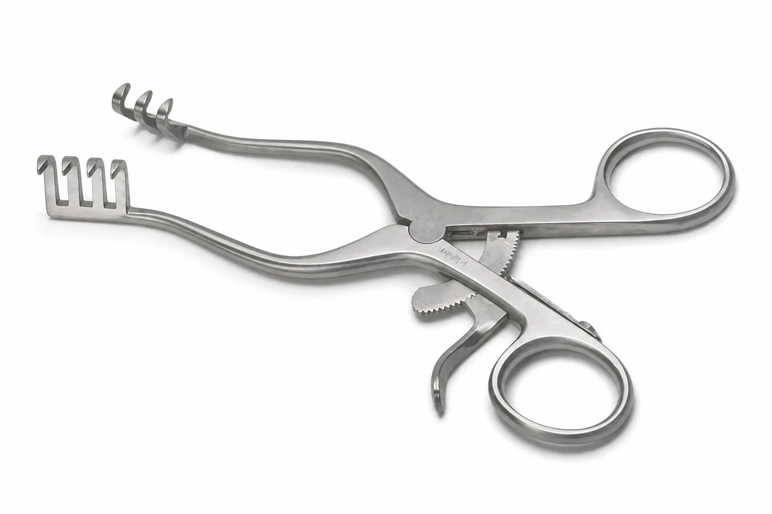 Surgical retractor for hospital operating room use — Zitcomed manufacturer India